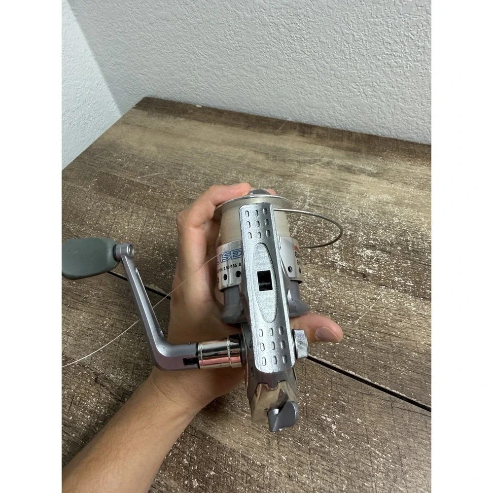 Abu Garcia Bruiser Spinning Reel BR 406 Fishing